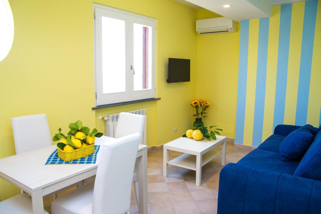 Lemon Flats Sorrento Bed & Breakfast ภายนอก รูปภาพ
