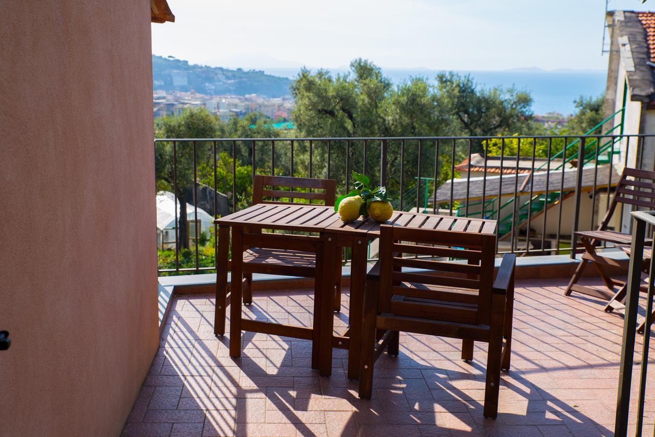 Lemon Flats Sorrento Bed & Breakfast ภายนอก รูปภาพ