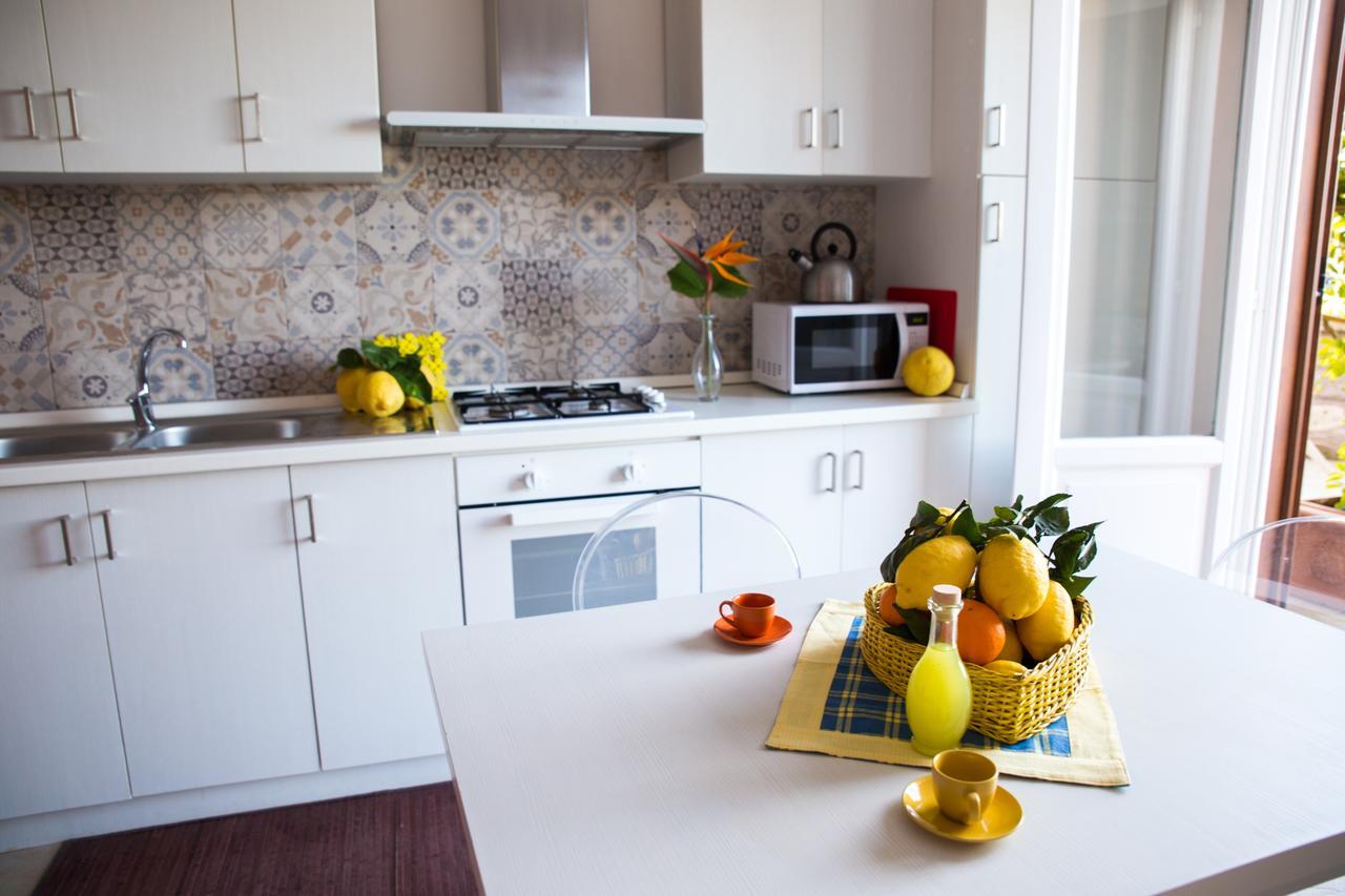 Lemon Flats Sorrento Bed & Breakfast ภายนอก รูปภาพ
