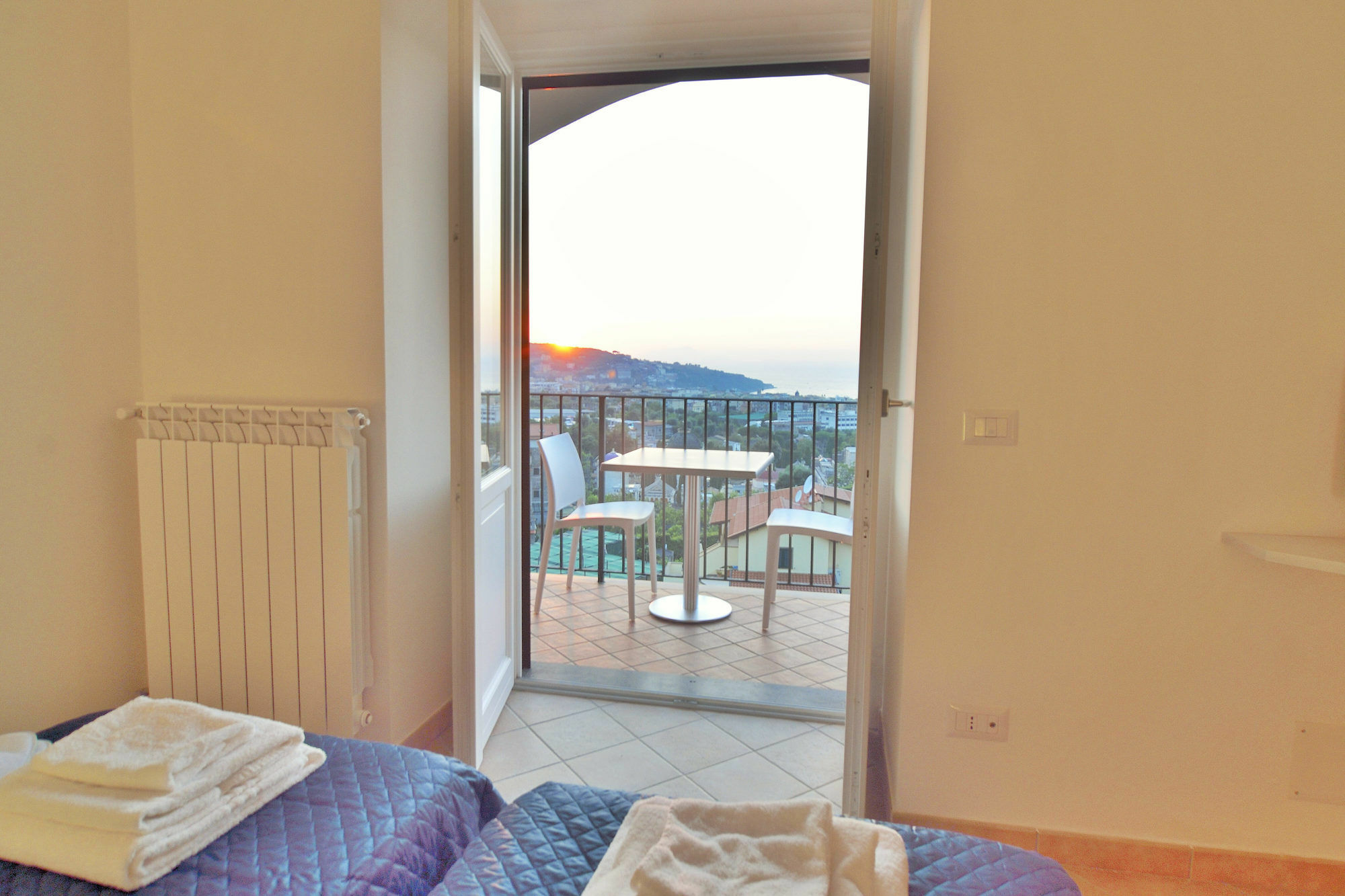 Lemon Flats Sorrento Bed & Breakfast ภายนอก รูปภาพ